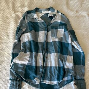 Teal and white plaid flannel shirt Maurices size small